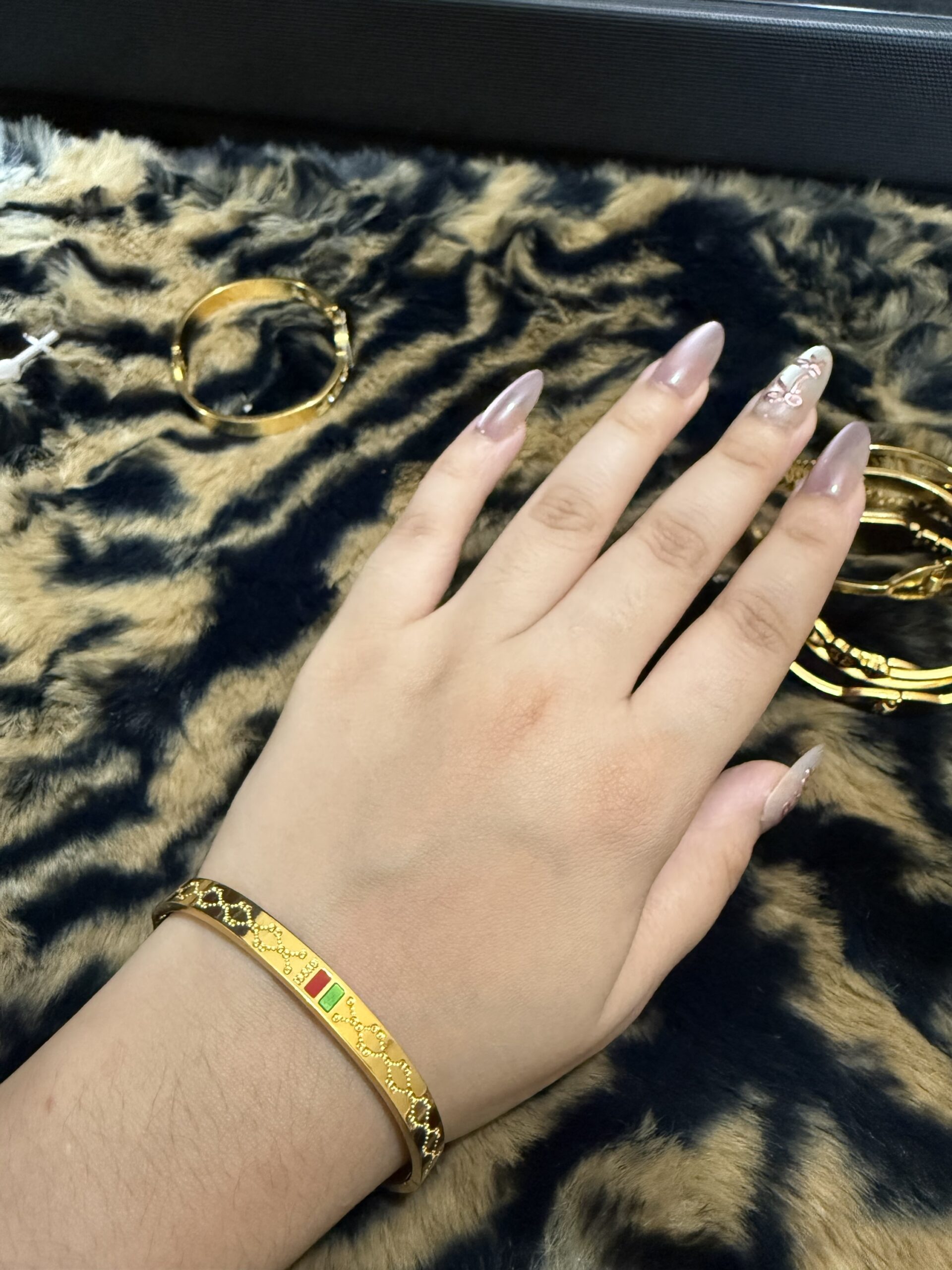 Bracelet